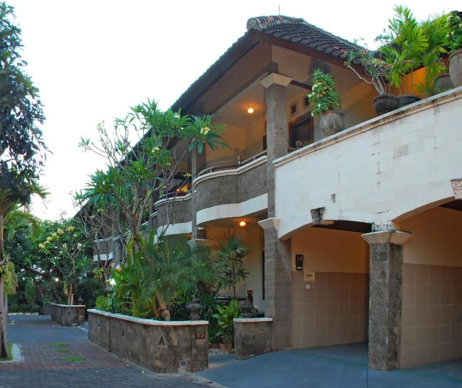 Taman Ayu 212 Hotell Denpasar Exteriör bild